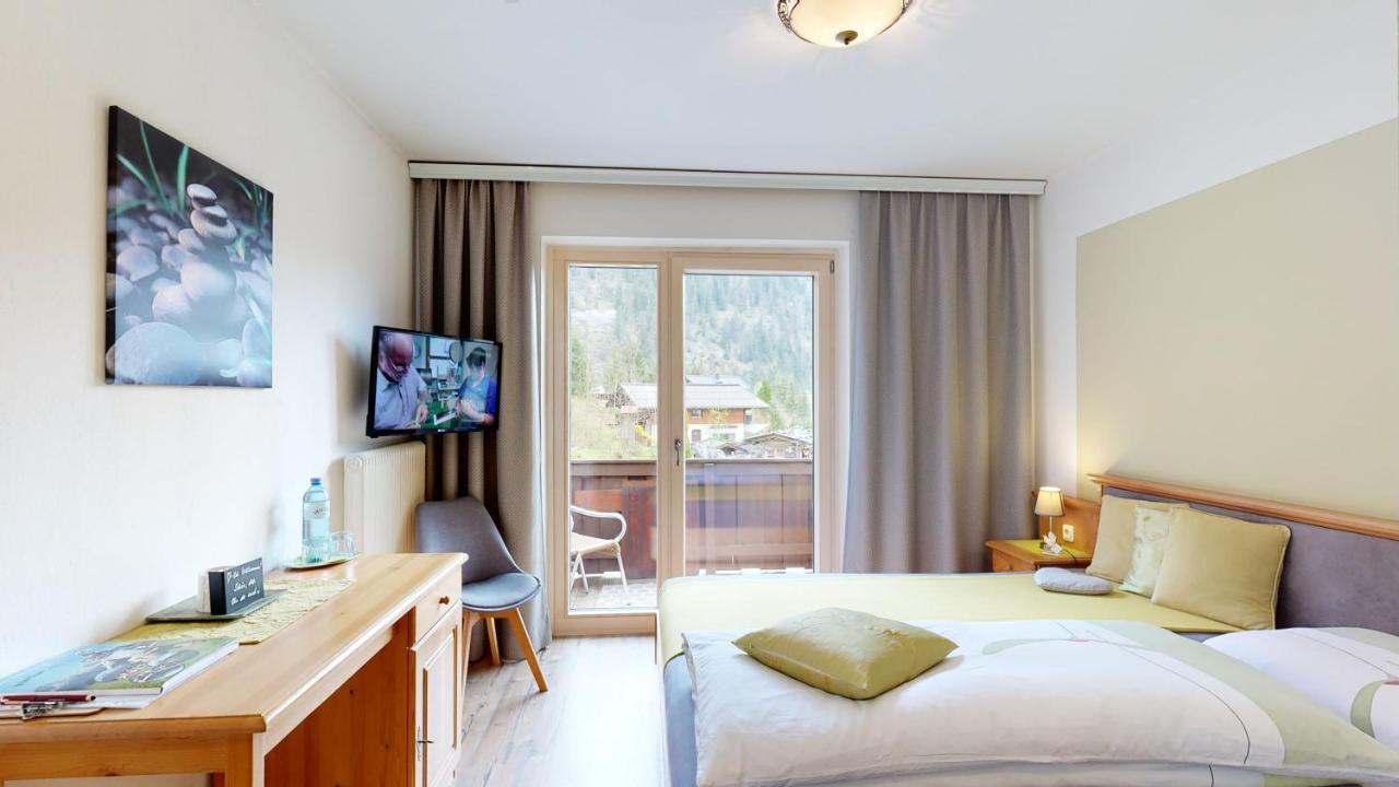 Das Panoramablick Lofer Luaran gambar