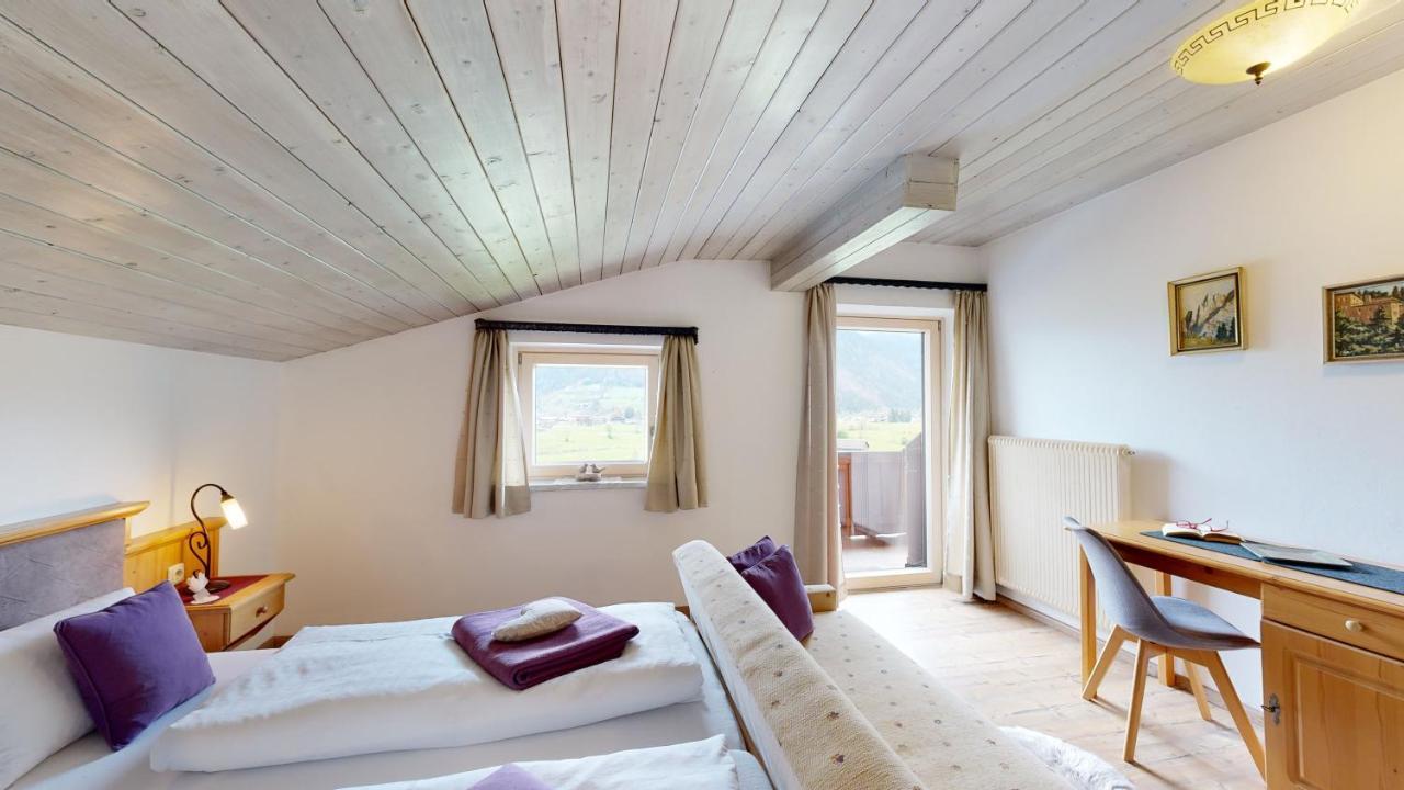 Das Panoramablick Lofer Luaran gambar